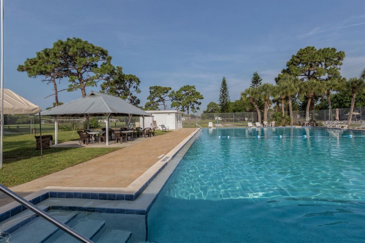 412 Pine Tree Terrace, Venice, FL 34293 Photo