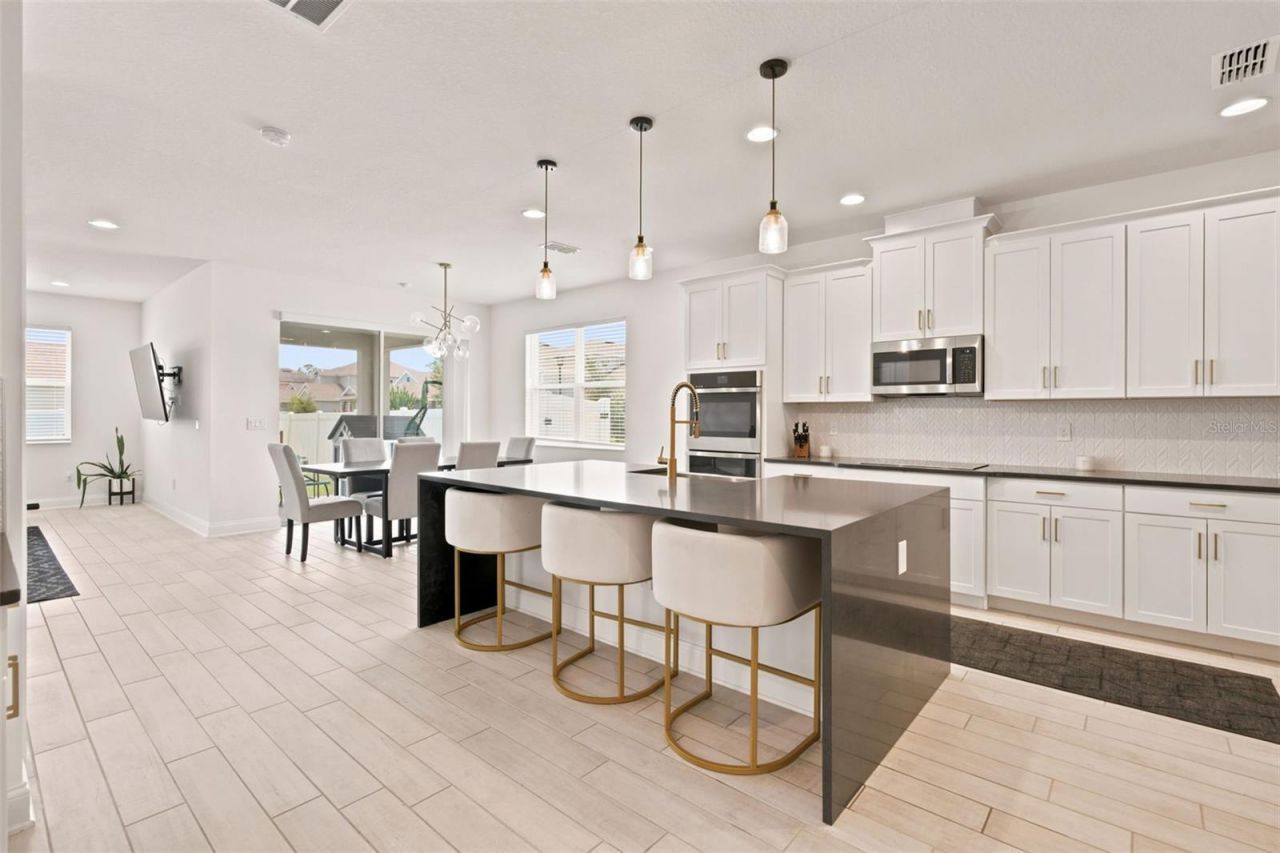 700 Albyon Court , Debary, FL 32713 Photo