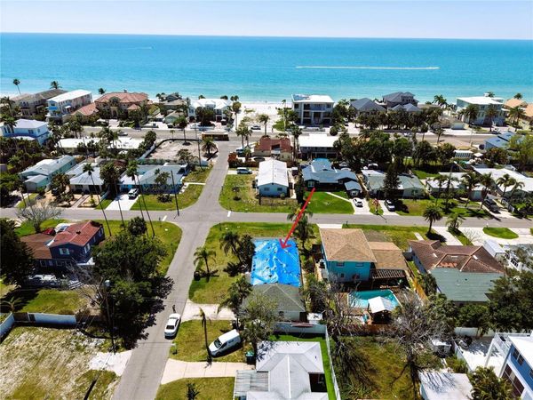 102 158TH AVENUE , REDINGTON BEACH, FL 33708