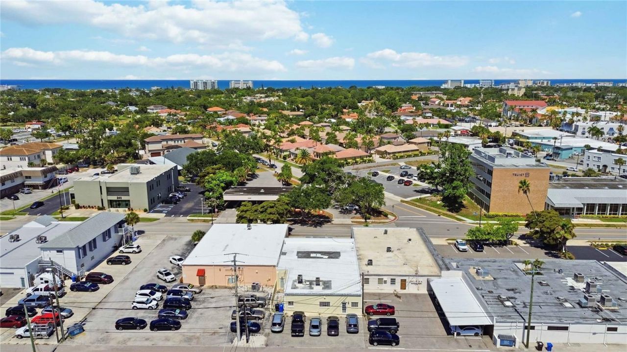 241 Nokomis Avenue S, Venice, FL 34285 Photo