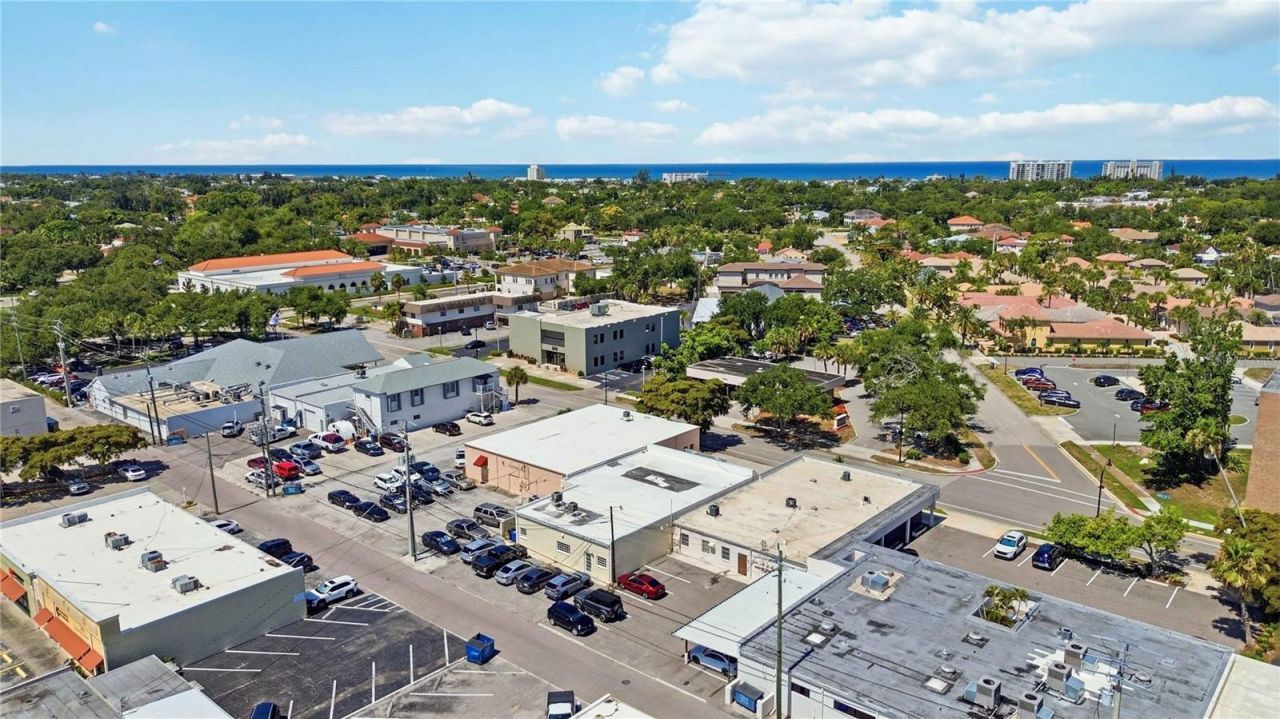 241 Nokomis Avenue S, Venice, FL 34285 Photo