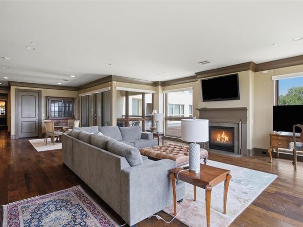 501 Samuels Avenue, Unit 230, Fort Worth, TX 76102