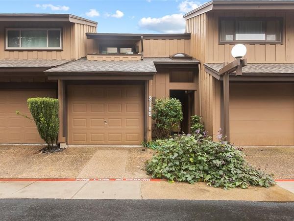 3195 Golden Oak Court, Farmers Branch, TX 75234