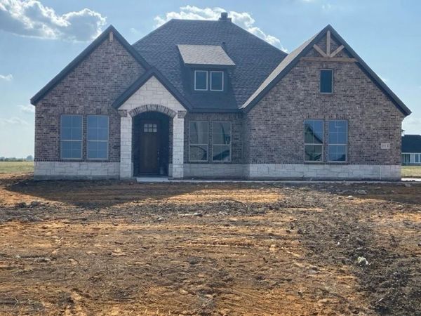 113 Sunny Side Road, Valley View, TX 76272