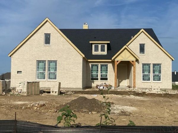 182 Sunny Side Road, Valley View, TX 76272
