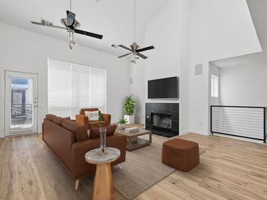 2200 N Peak Street, Dallas, TX 75204