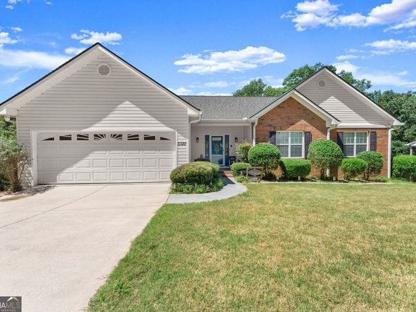 3322 Barry Lane, Gainesville, GA 30506