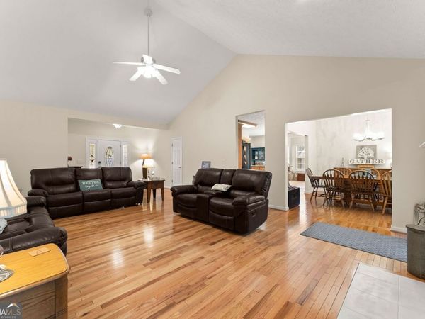 3322 Barry Lane, Gainesville, GA 30506