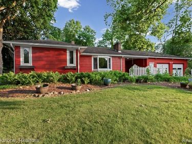 416 E Maple Street, Mason, MI 48854