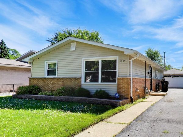 16641 Paulina Street , Markham, IL 60428