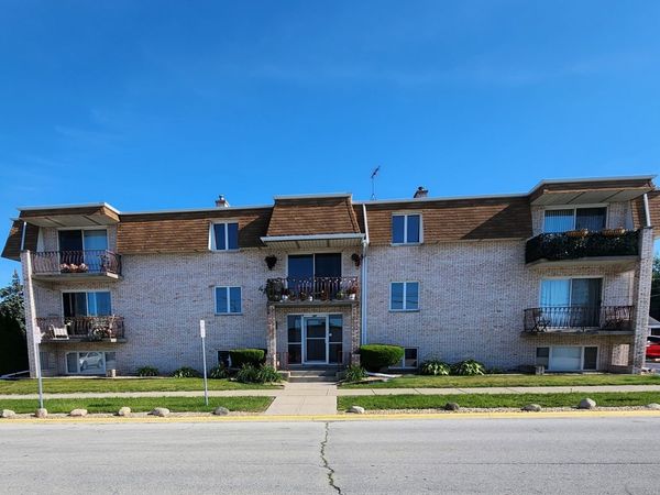 18224 Wentworth Avenue , Unit 2, Lansing, IL 60438