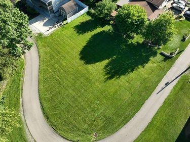 6054 W Lakeside Drive SW, Sherrodsville, OH 44675