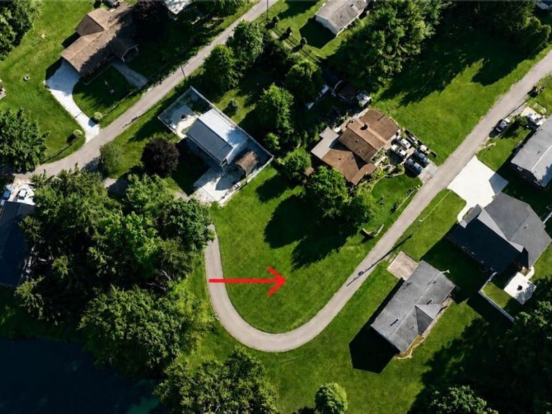 6054 W Lakeside Drive SW, Sherrodsville, OH 44675 Photo 2