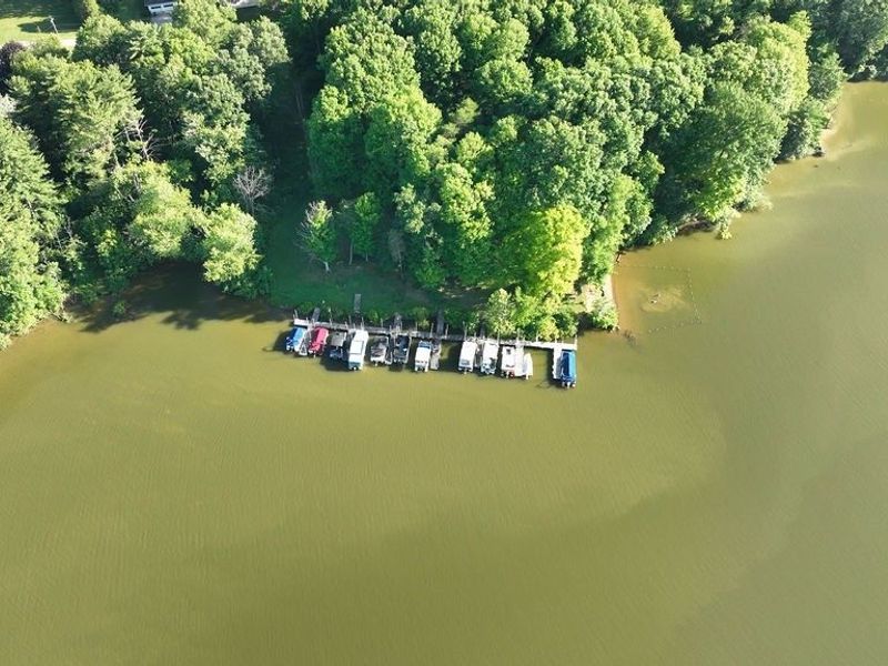 6054 W Lakeside Drive SW, Sherrodsville, OH 44675 Photo 8