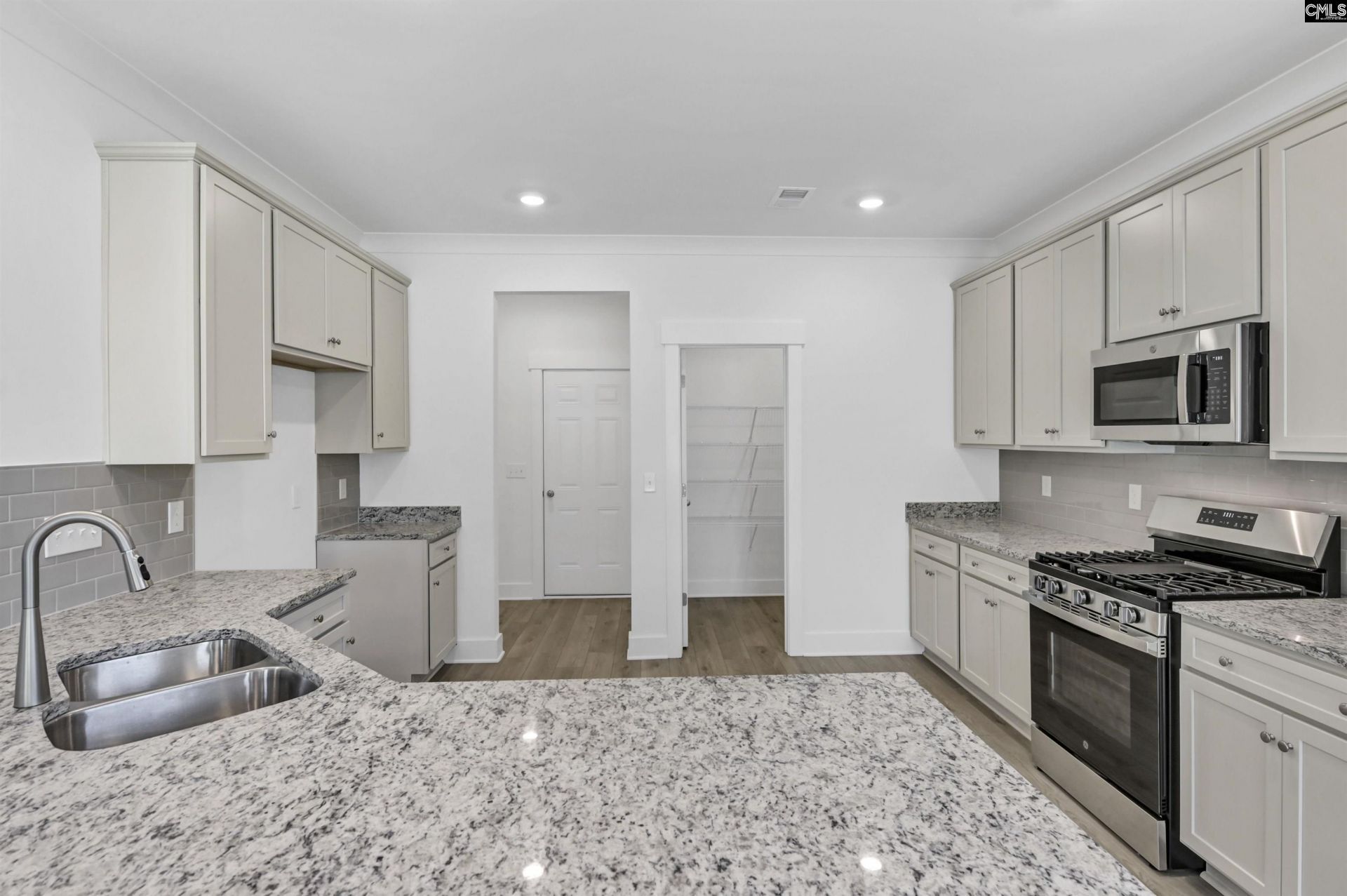 632 Thunder Gulch Avenue Photo 14