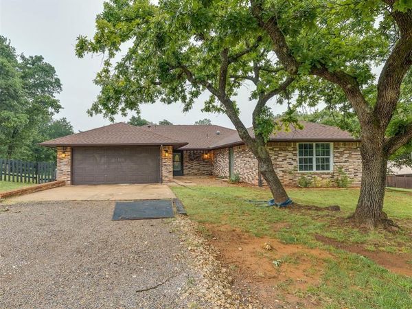 8416 Huckleberry Road, Edmond, OK 73034