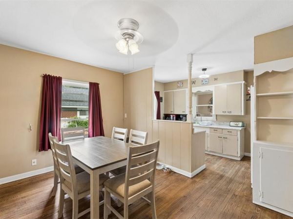124 S 4th Street, McLoud, OK 74851