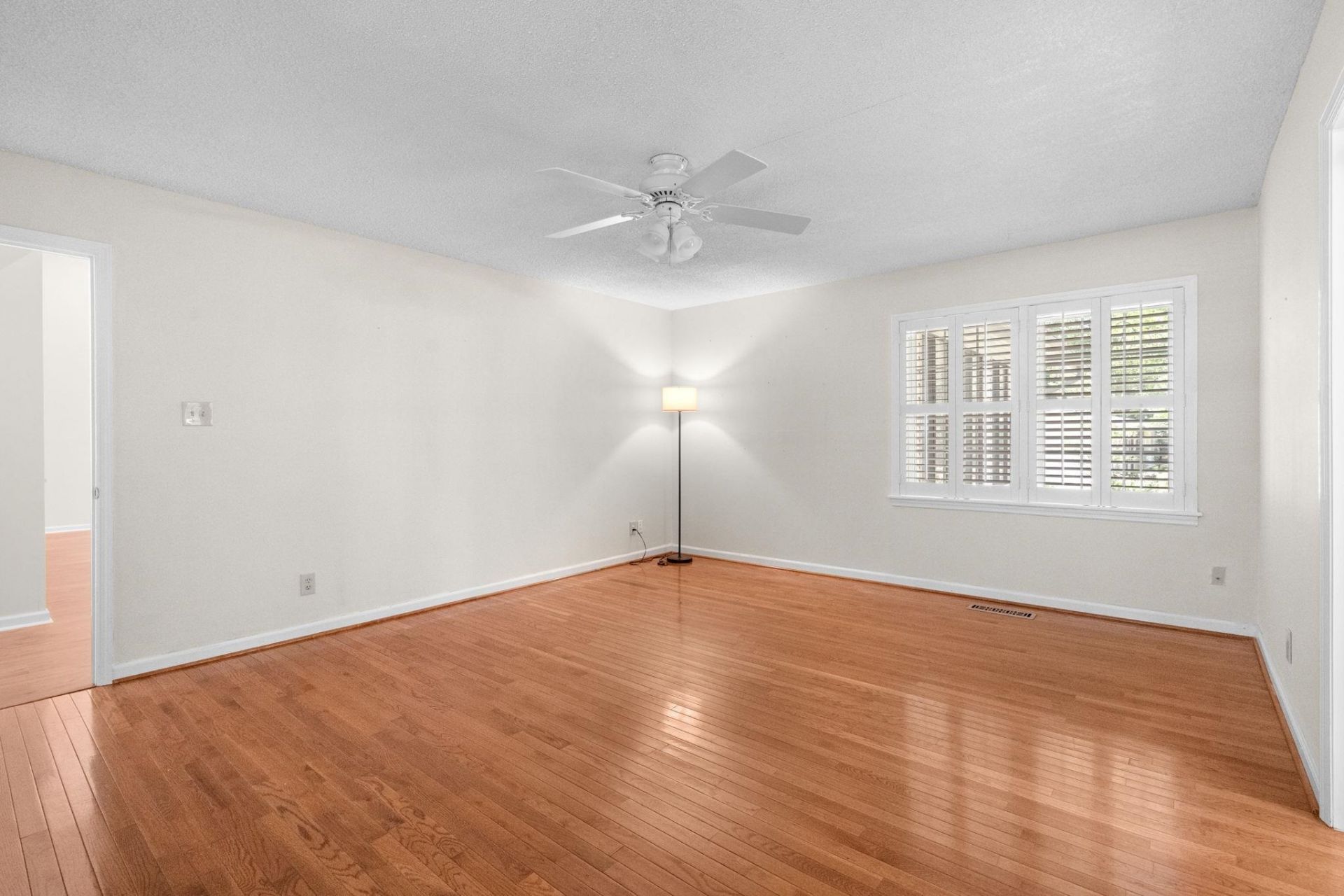 489 Crooked Oak Dr. Photo 25