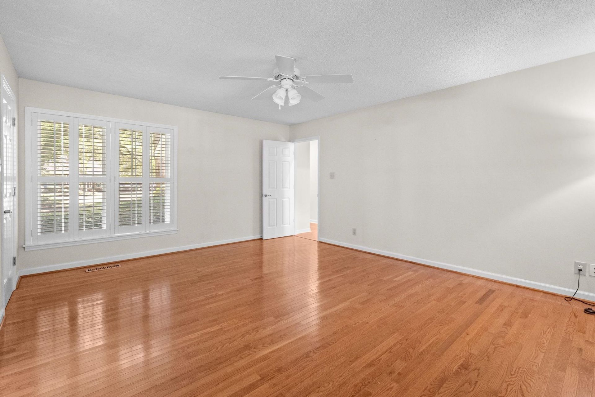 489 Crooked Oak Dr. Photo 26