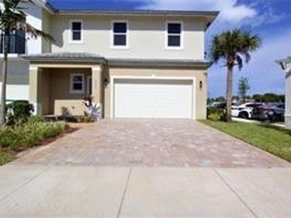 6990 Pines Circle, Unit 53, Coconut Creek, FL 33073