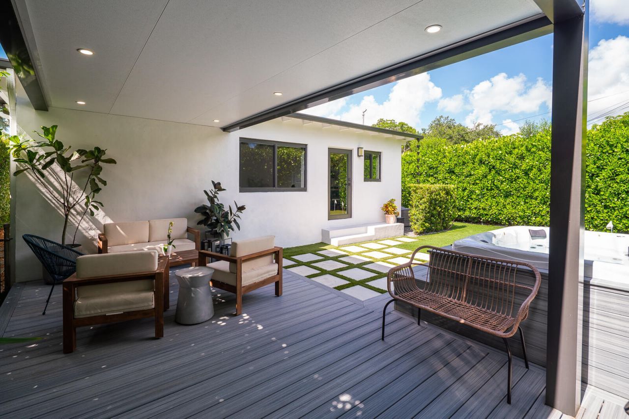 5745 SW 54th Terrace, Miami, FL 33155 Photo