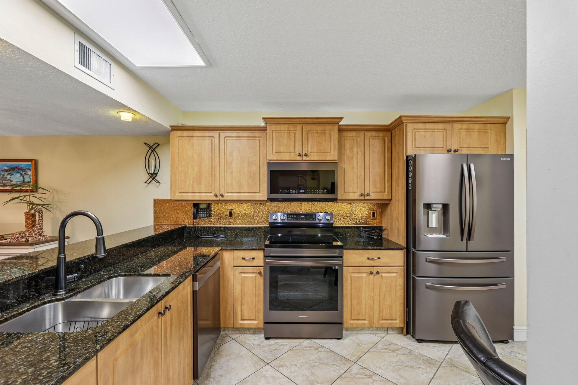 1330 NW 123rd Avenue, Pembroke Pines, FL 33026 Photo