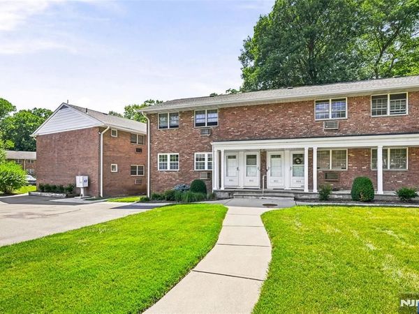 901 Washington Drive, RAMSEY, NJ 07446