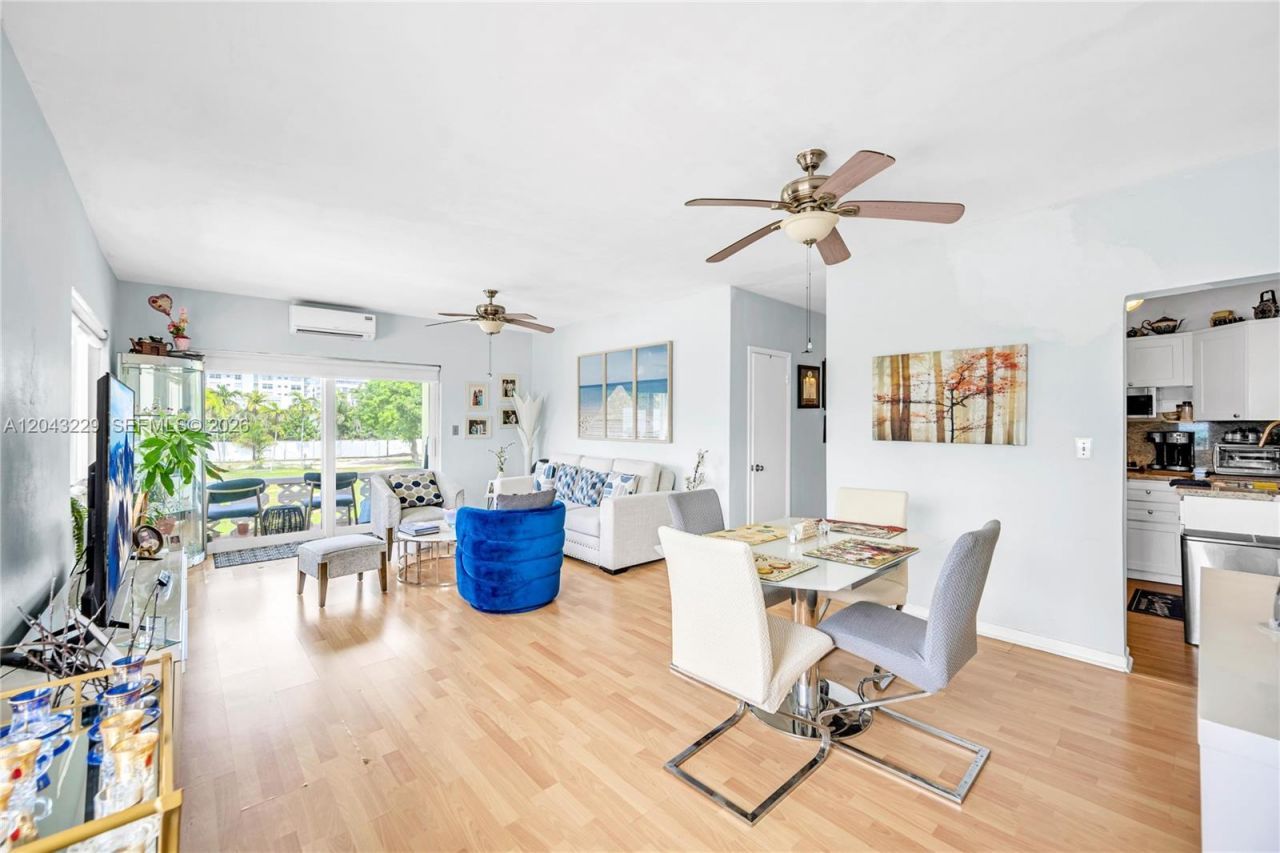 9281 W Bay Harbor Dr , Unit 15, Bay Harbor Islands, FL 33154 Photo