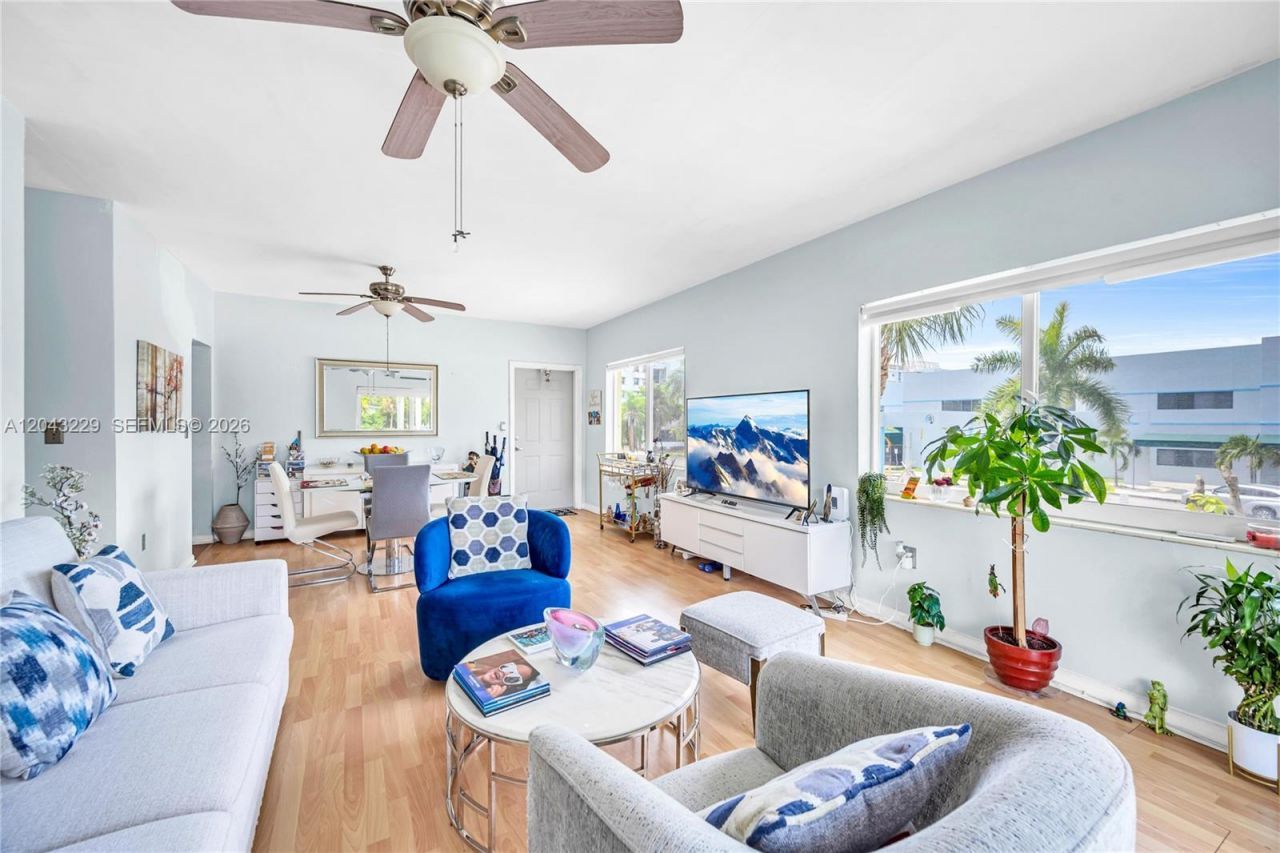 9281 W Bay Harbor Dr , Unit 15, Bay Harbor Islands, FL 33154 Photo