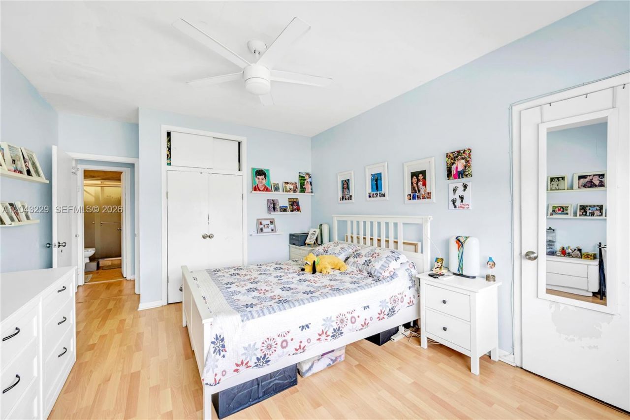 9281 W Bay Harbor Dr , Unit 15, Bay Harbor Islands, FL 33154 Photo