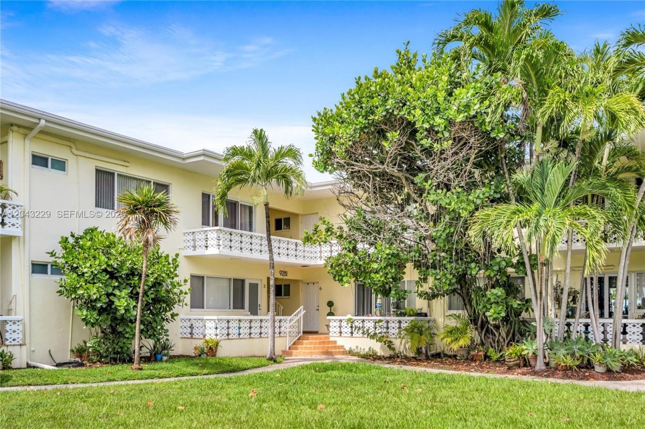 9281 W Bay Harbor Dr , Unit 15, Bay Harbor Islands, FL 33154 Photo