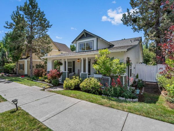 20621 Couples Lane, Bend, OR 97702