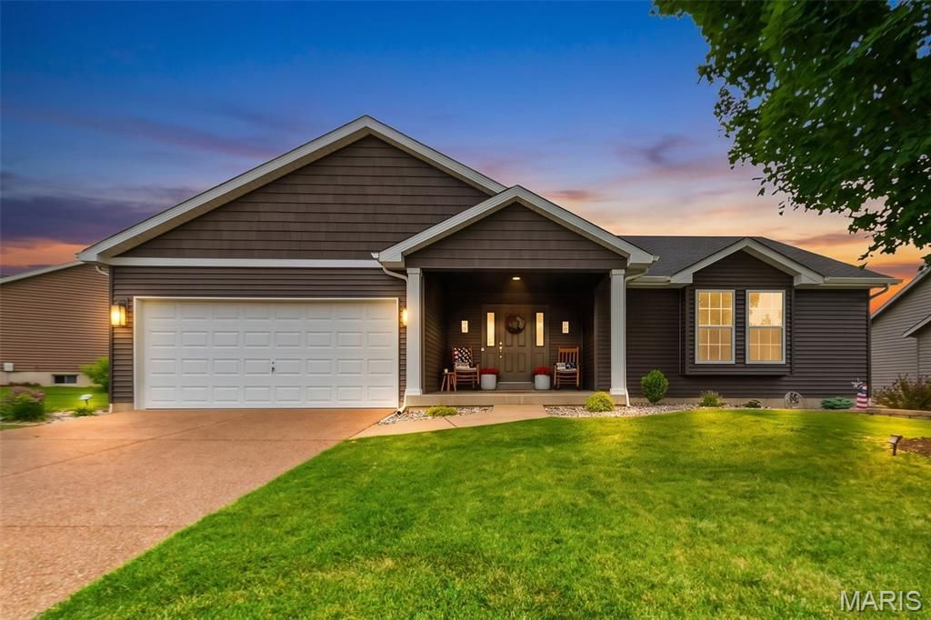 1718 Highgrove Drive, O Fallon, MO 63366 Main Photo
