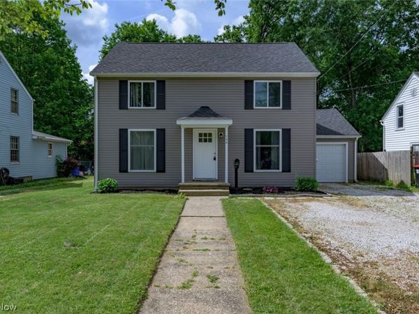 746 E Highland Avenue , Ravenna, OH 44266