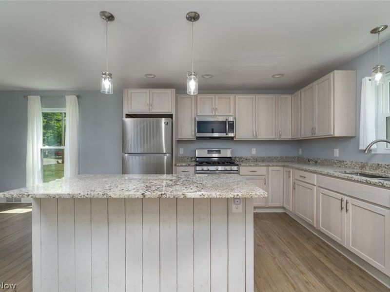 746 E Highland Avenue, Ravenna, OH 44266 Photo 18
