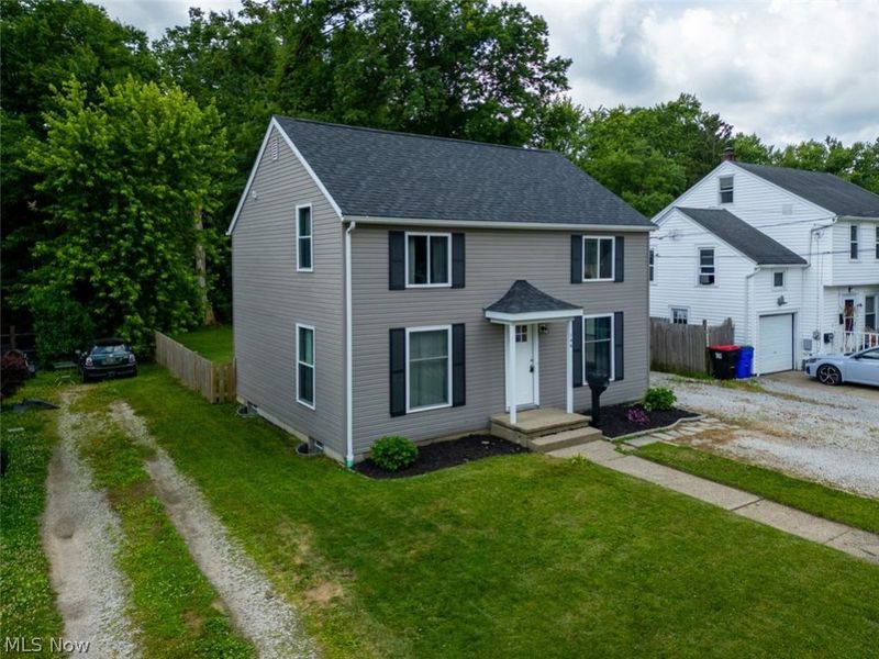 746 E Highland Avenue, Ravenna, OH 44266 Photo 2