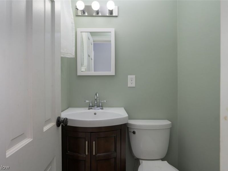 746 E Highland Avenue, Ravenna, OH 44266 Photo 21