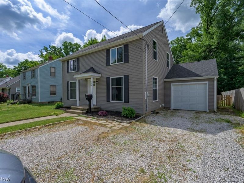 746 E Highland Avenue, Ravenna, OH 44266 Photo 4
