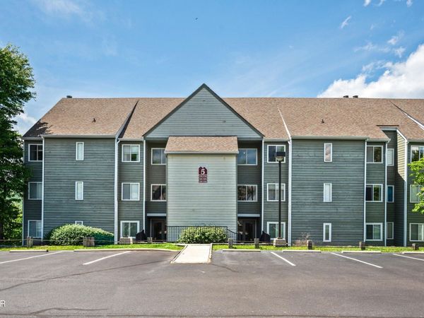 1260 Ski View Drive, Gatlinburg, TN 37738