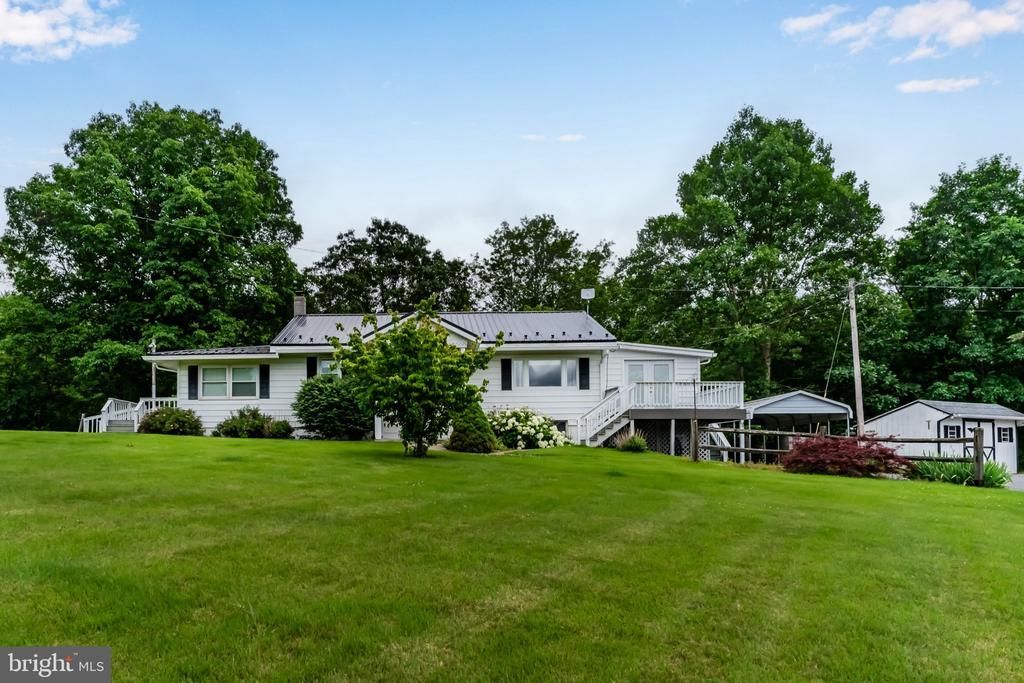 9336 CHERRY HILL DRIVE , HUSTONTOWN, PA 17229