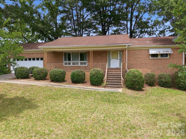 607 Ebenezer Road , Kannapolis, NC 28083