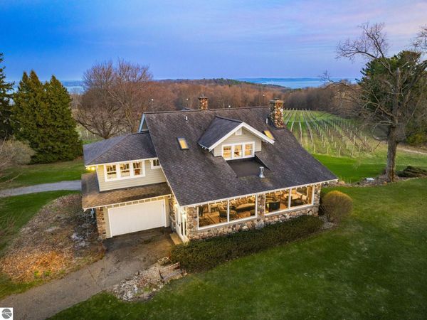 2770 Nelson Road, Traverse City, MI 49686
