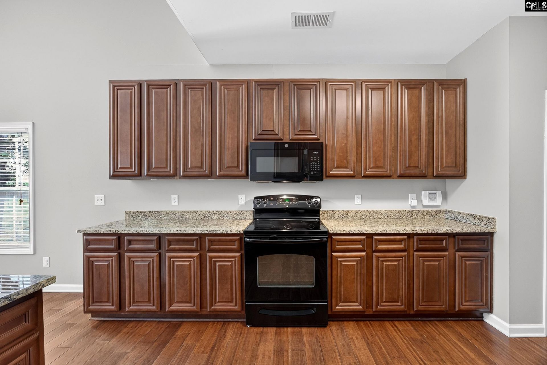 121 Huxley Court Photo 15