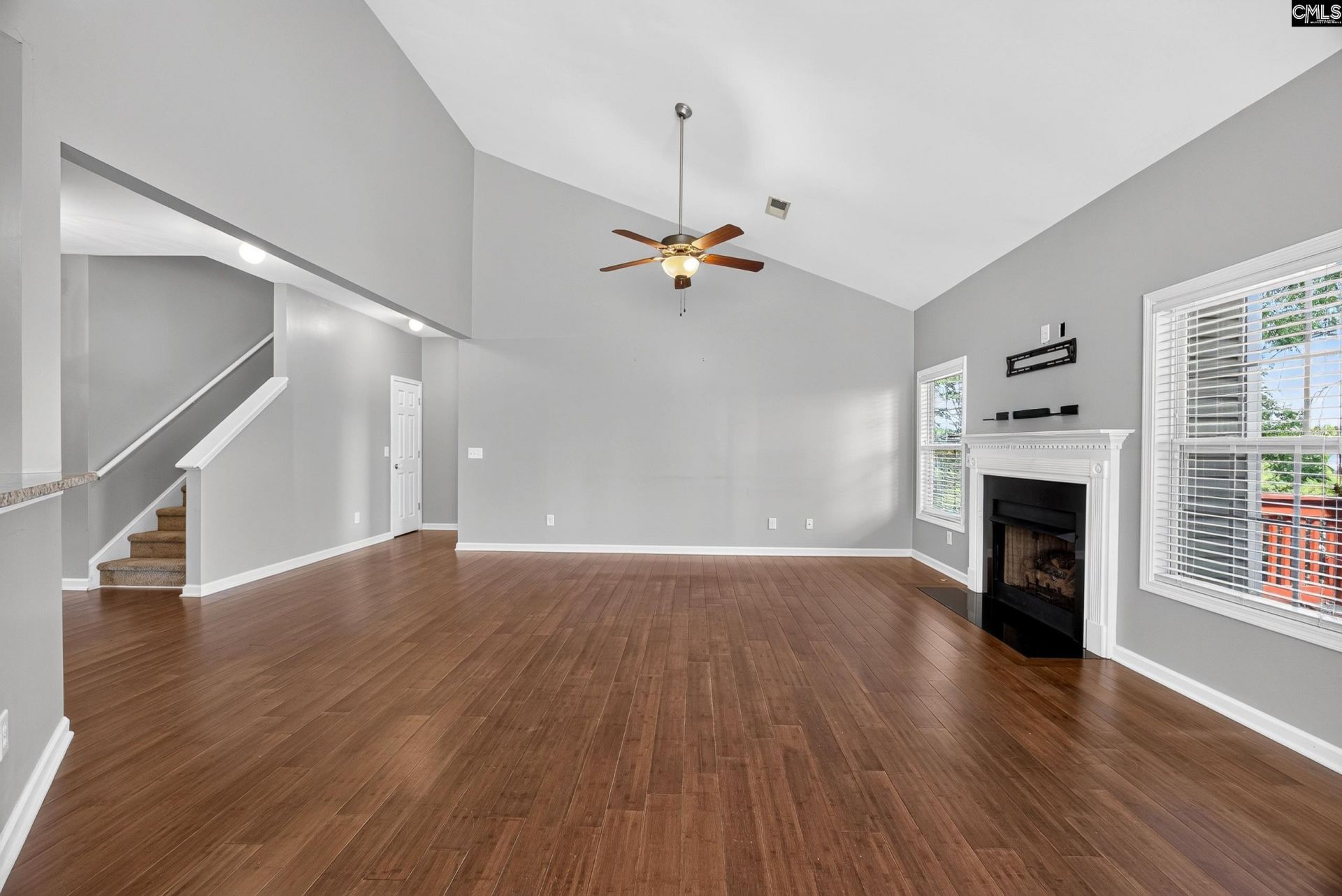 121 Huxley Court Photo 19