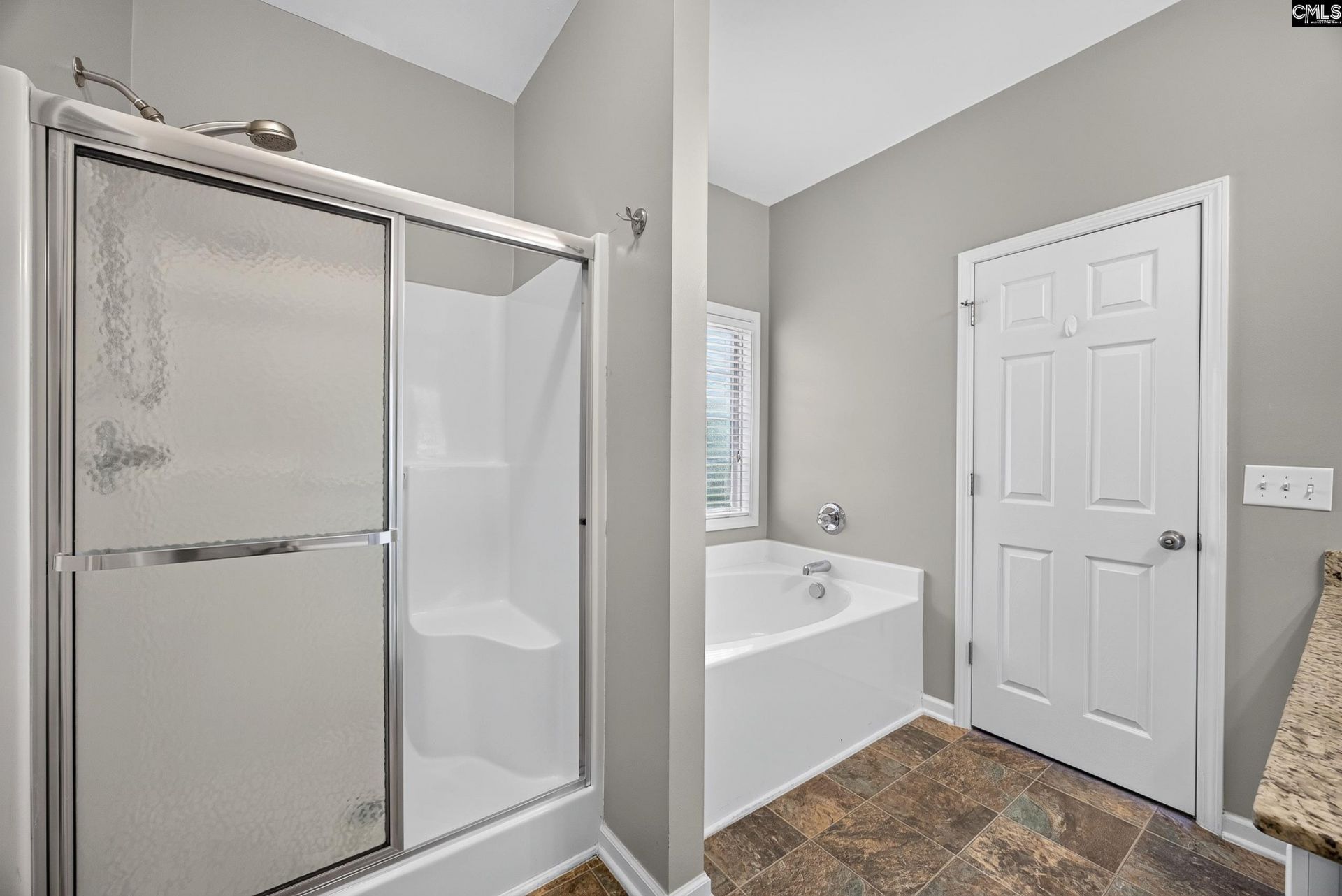 121 Huxley Court Photo 26