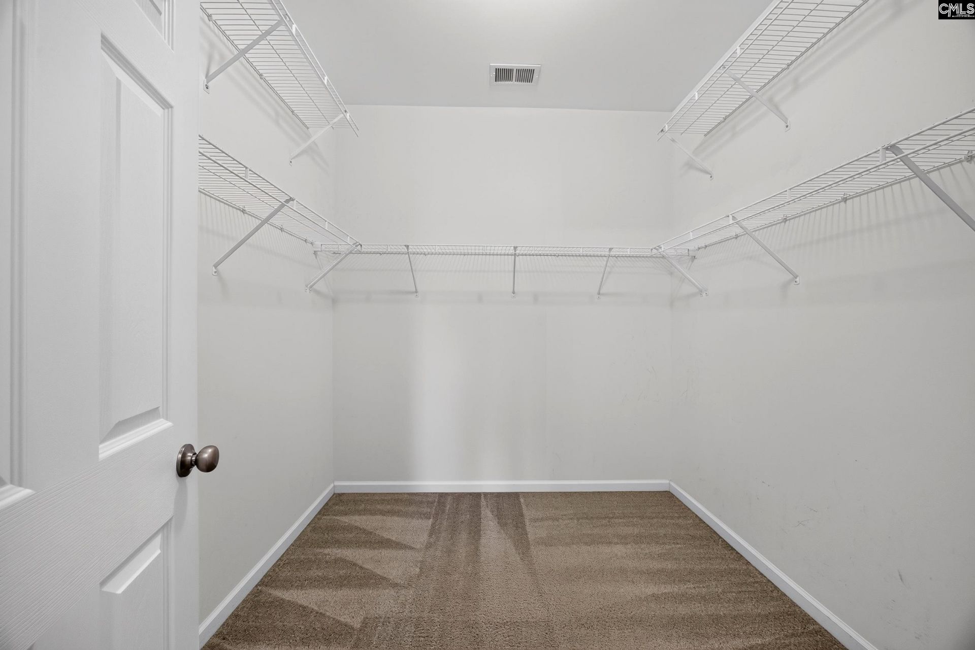121 Huxley Court Photo 27