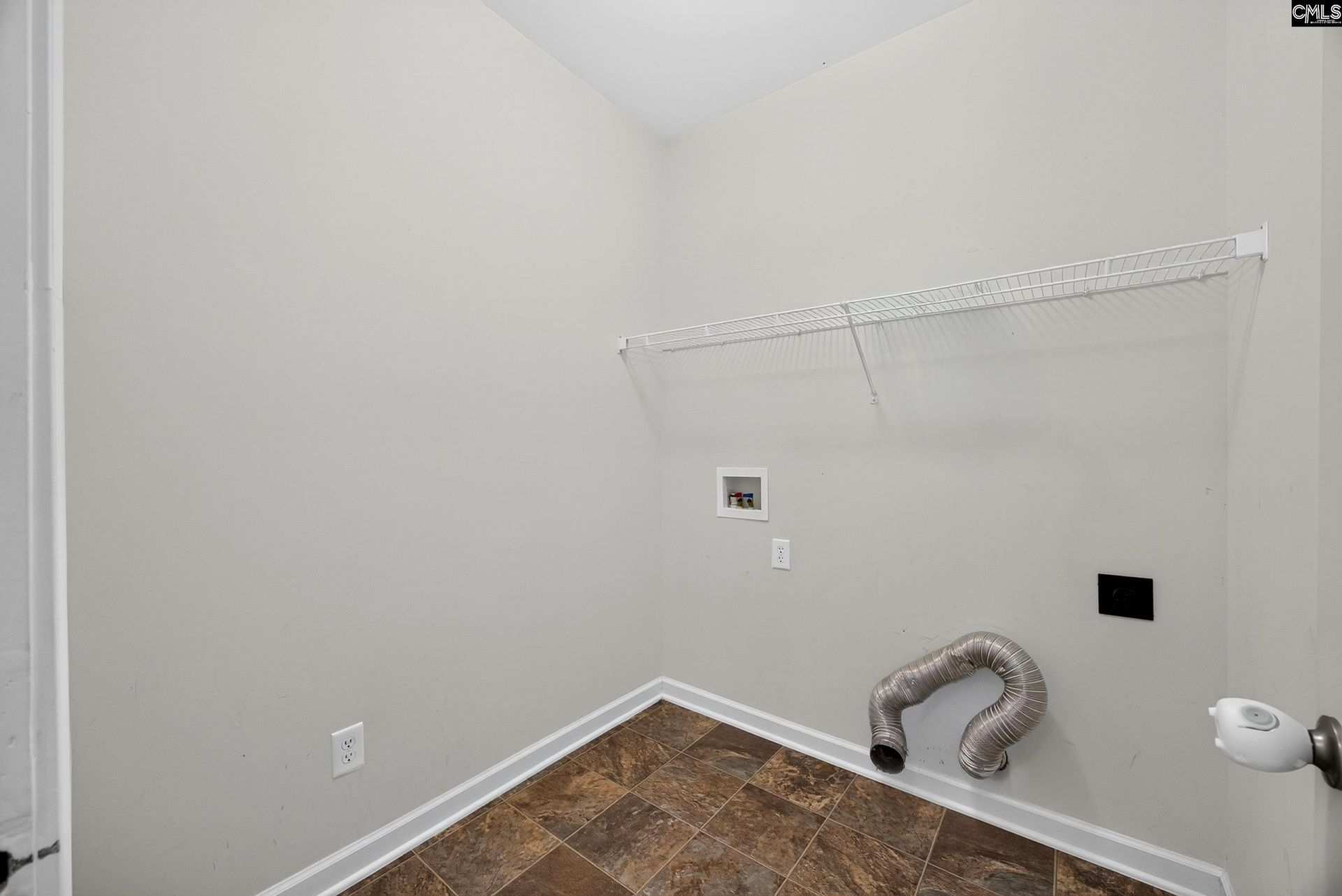 121 Huxley Court Photo 29