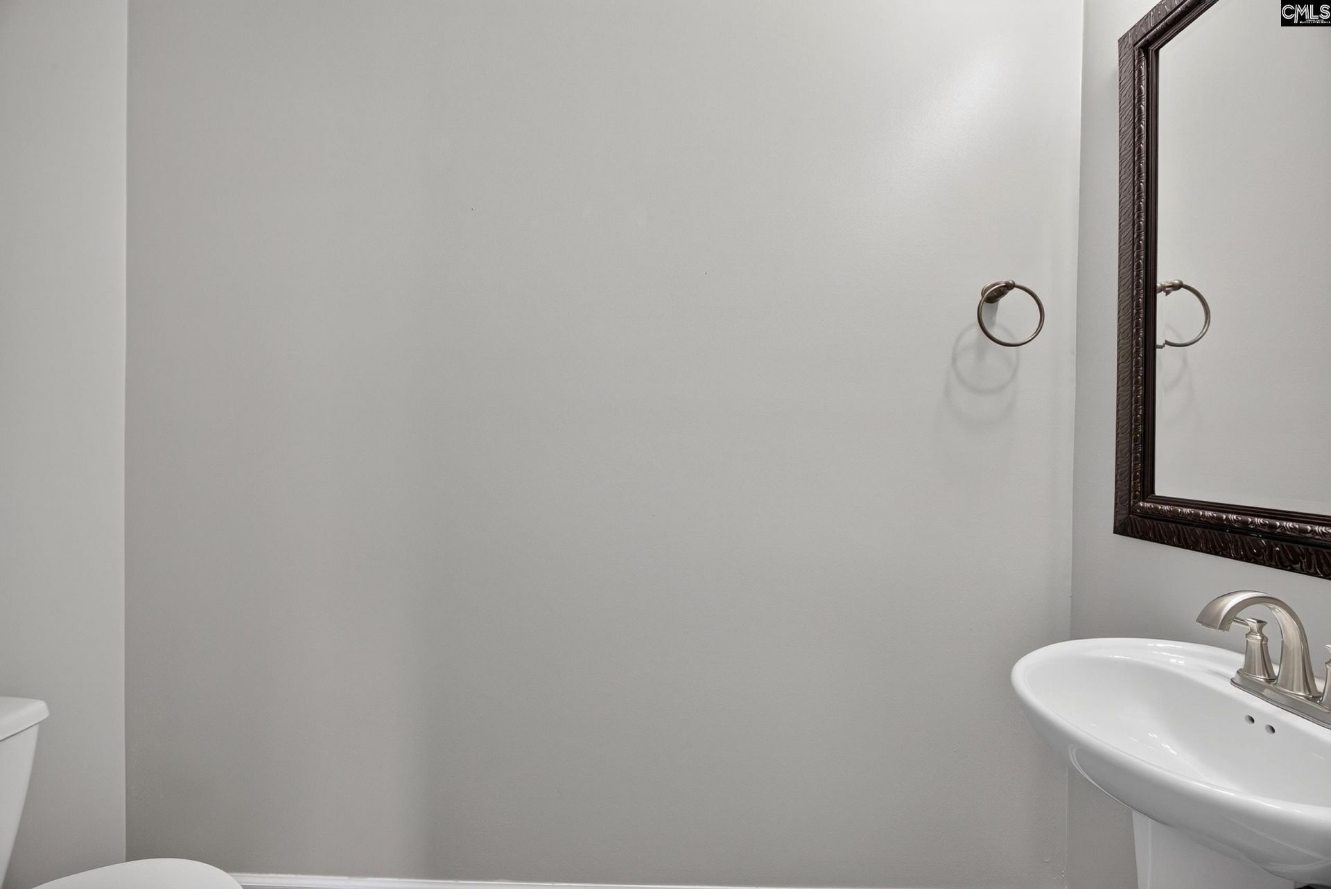 121 Huxley Court Photo 30