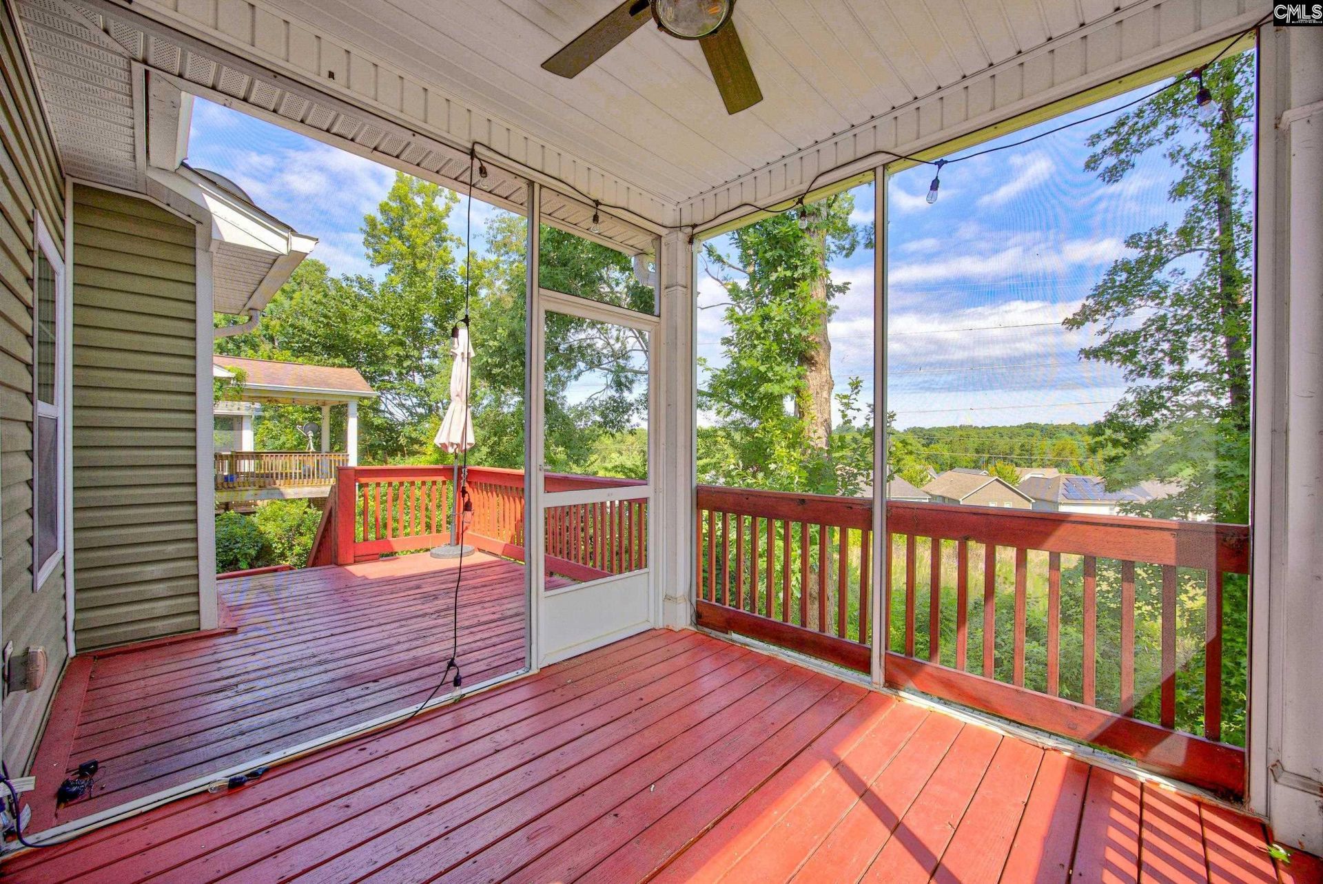 121 Huxley Court Photo 40