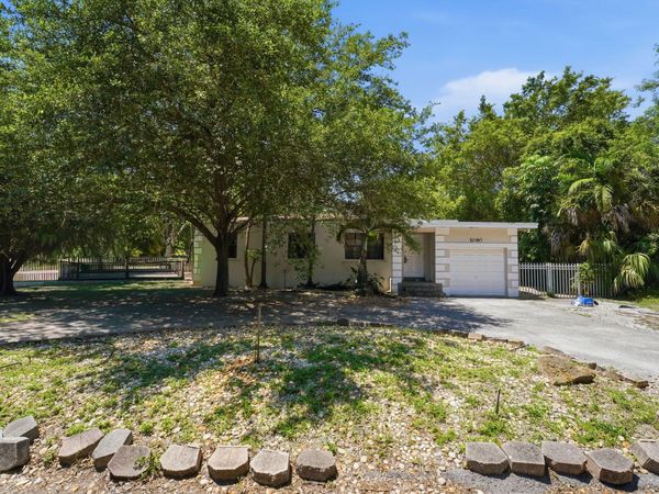 1060 NE 123rd Street, North Miami, FL 33161